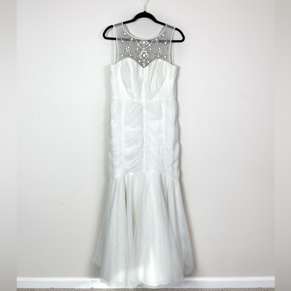 Ann Taylor Wedding Dress Gown Tulle Embellished Illusion Neckline Mermaid Size 8 - Picture 2 of 16